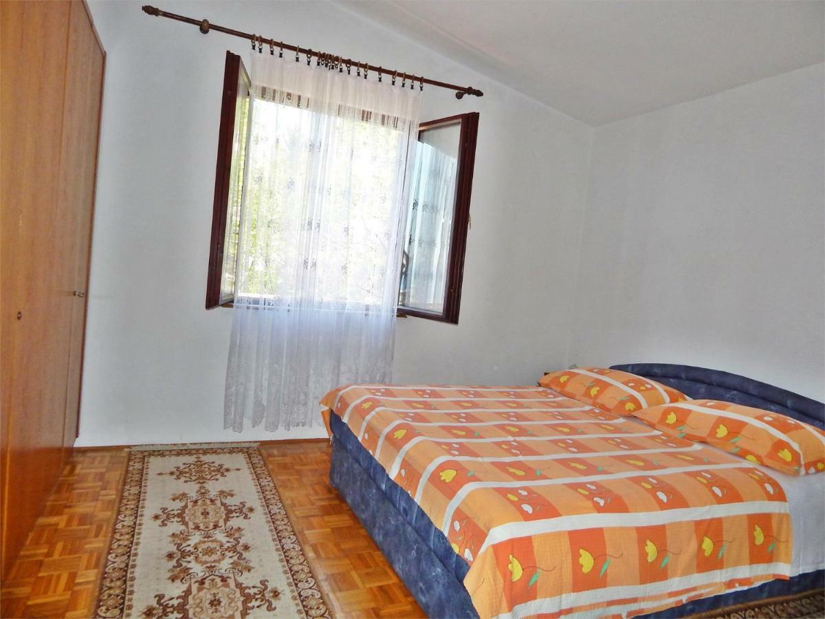 Apartment Kovacic Omiš Exterior foto
